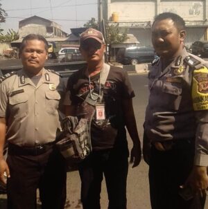 Polsek Kotabaru Karawang, Rutin Giat Patroli dan Ajak Wartawan