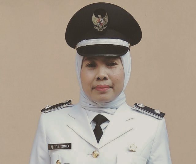 Kades Kedung Waringin Hj. Tita Komala, S.Pd.I Selalu Berperan Aktif Dalam Menjalankan Tugas