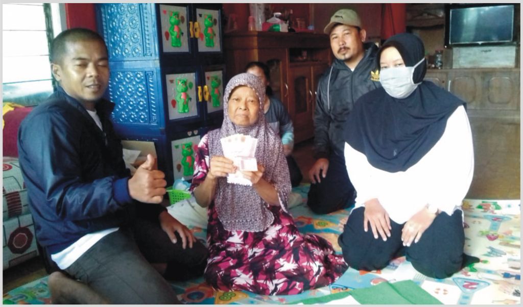 Desa di Purwakarta Distribusikan BLT Dampak Covid-19