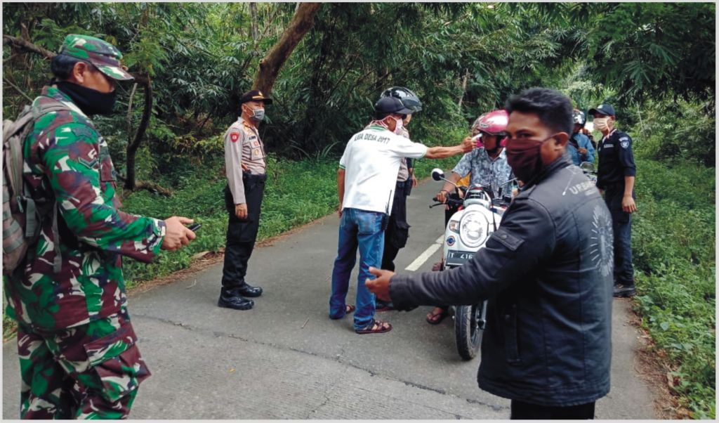 Cegah Covid-19 Penyebaran, Polres Purwakarta Putar Balik Kendaraan