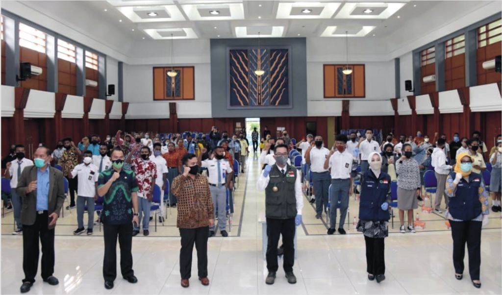 Swab Test 90 Pelajar Papua yang Akan Pulang Kampung