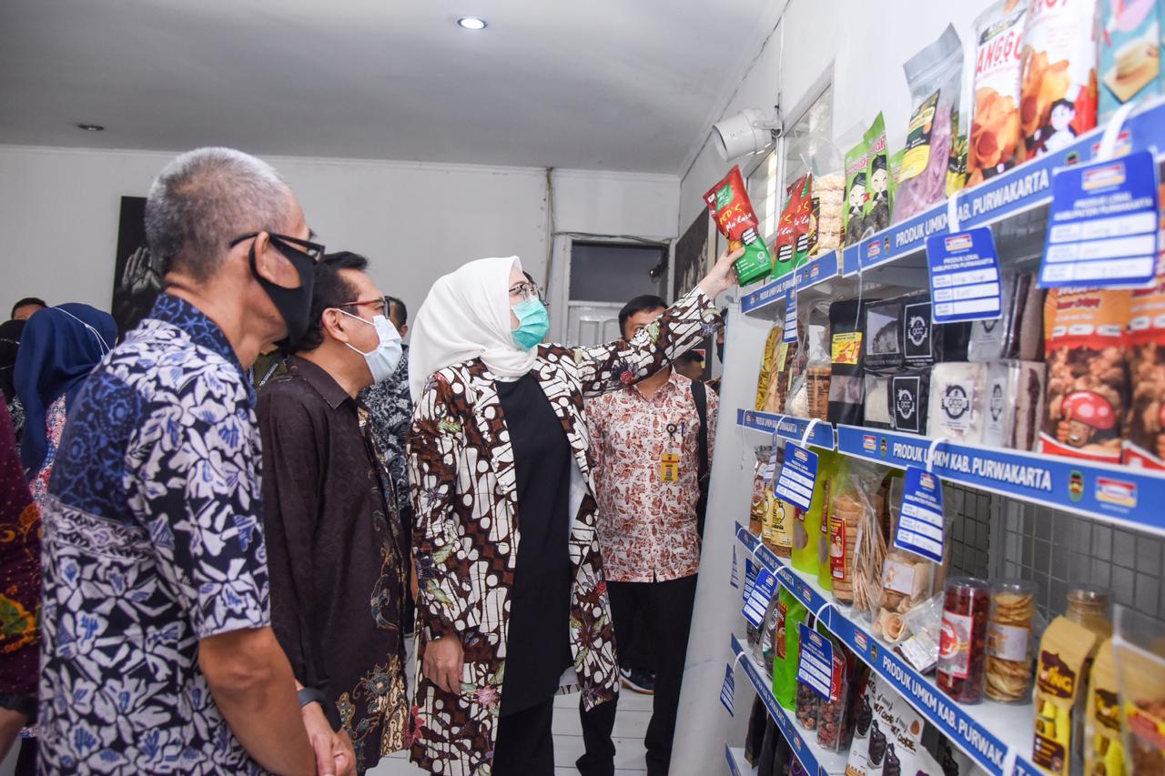 Bupati Purwakarta Dorong Pemulihan Ekonomi Masyarakat