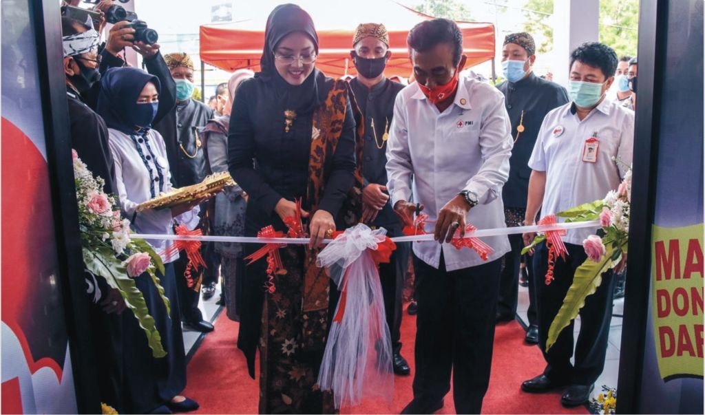 Ambu Anne Resmikan Gedung Unit Donor Darah PMI Purwakarta