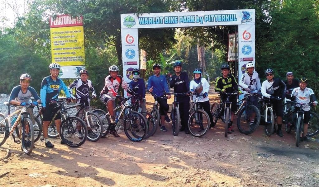 Di Hari Ultah : Gowes Bareng Askun Biker’s ke Warlot Bike Park Karawang