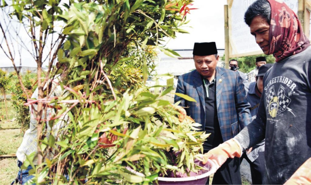 Uu Ruzhanul di Tasikmalaya, Tinjau Perkebunan Kroto
