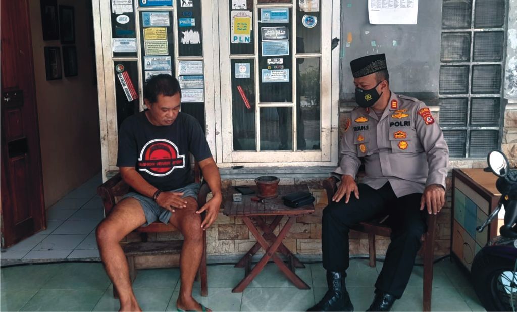 Polsek Campaka Peduli, Menjenguk Wartawan Sakit Diabetes