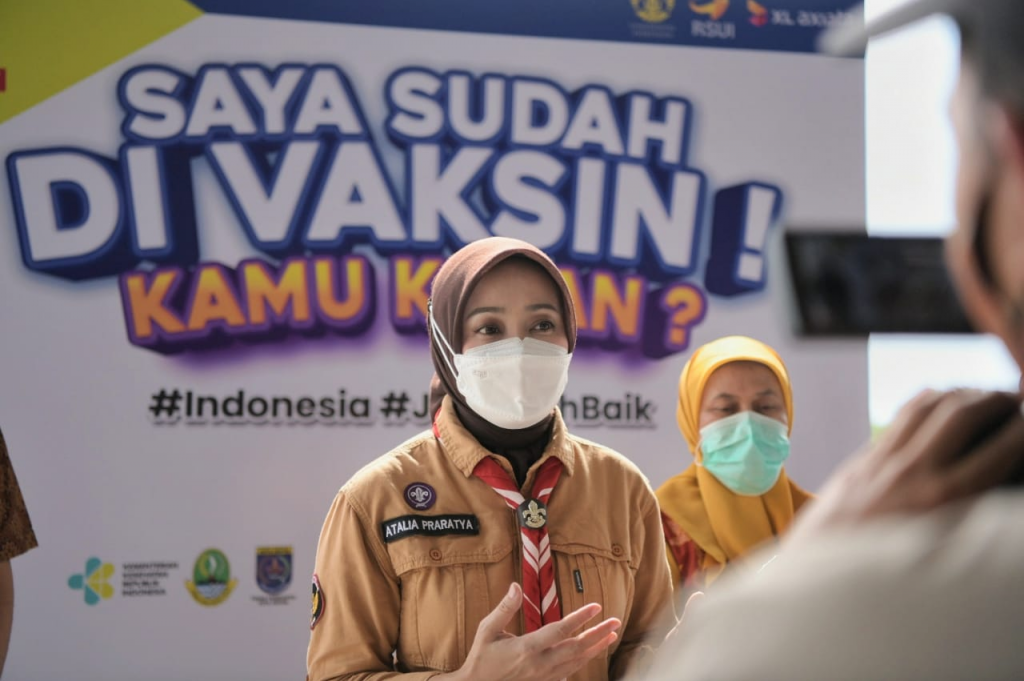 Sentra Vaksinasi Drive Thru Depok Diapresiasi Atalia