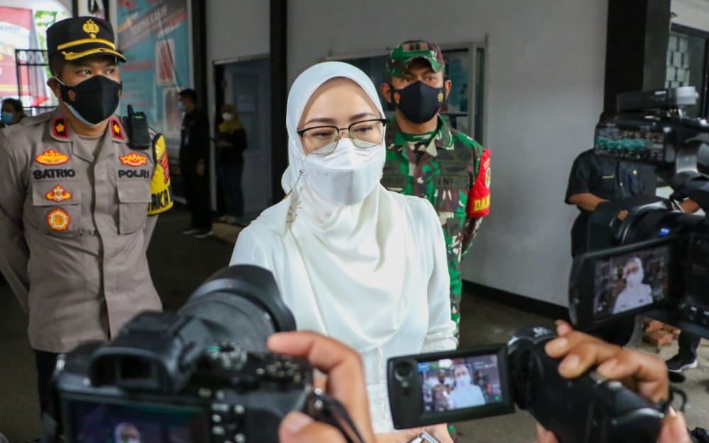 Kerahkan Mobdin, Antar Jemput Lansia Sasaran Vaksinasi