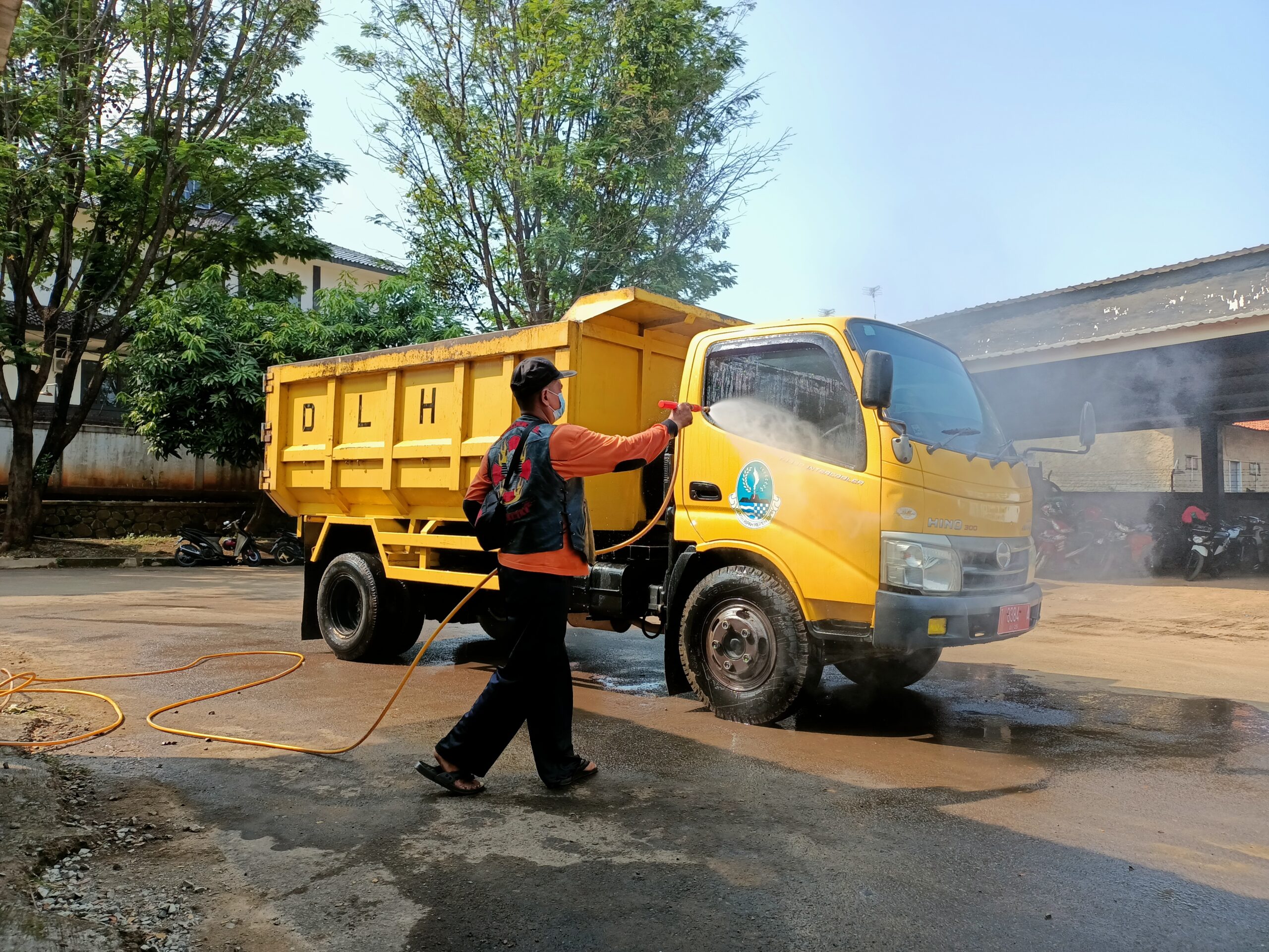 Cegah!!, OPD di Purwakarta Galakan Penyemprotan Disinfektan