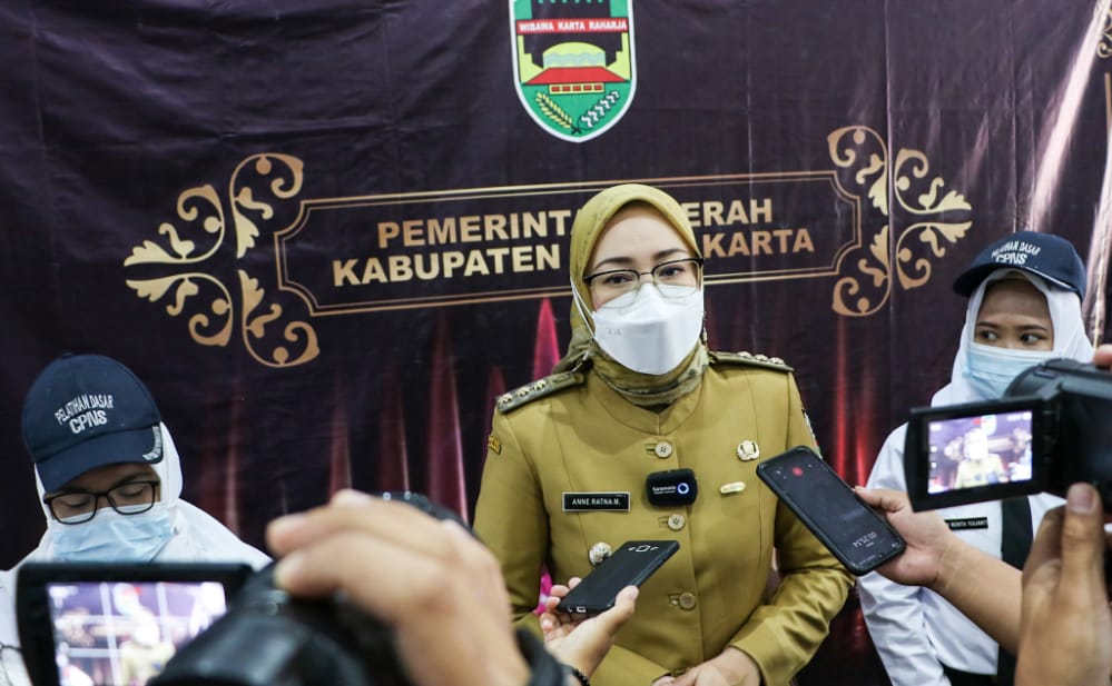 Bupati Purwakarta Lepas Ratusan Peserta Pelatihan Dasar CPNS