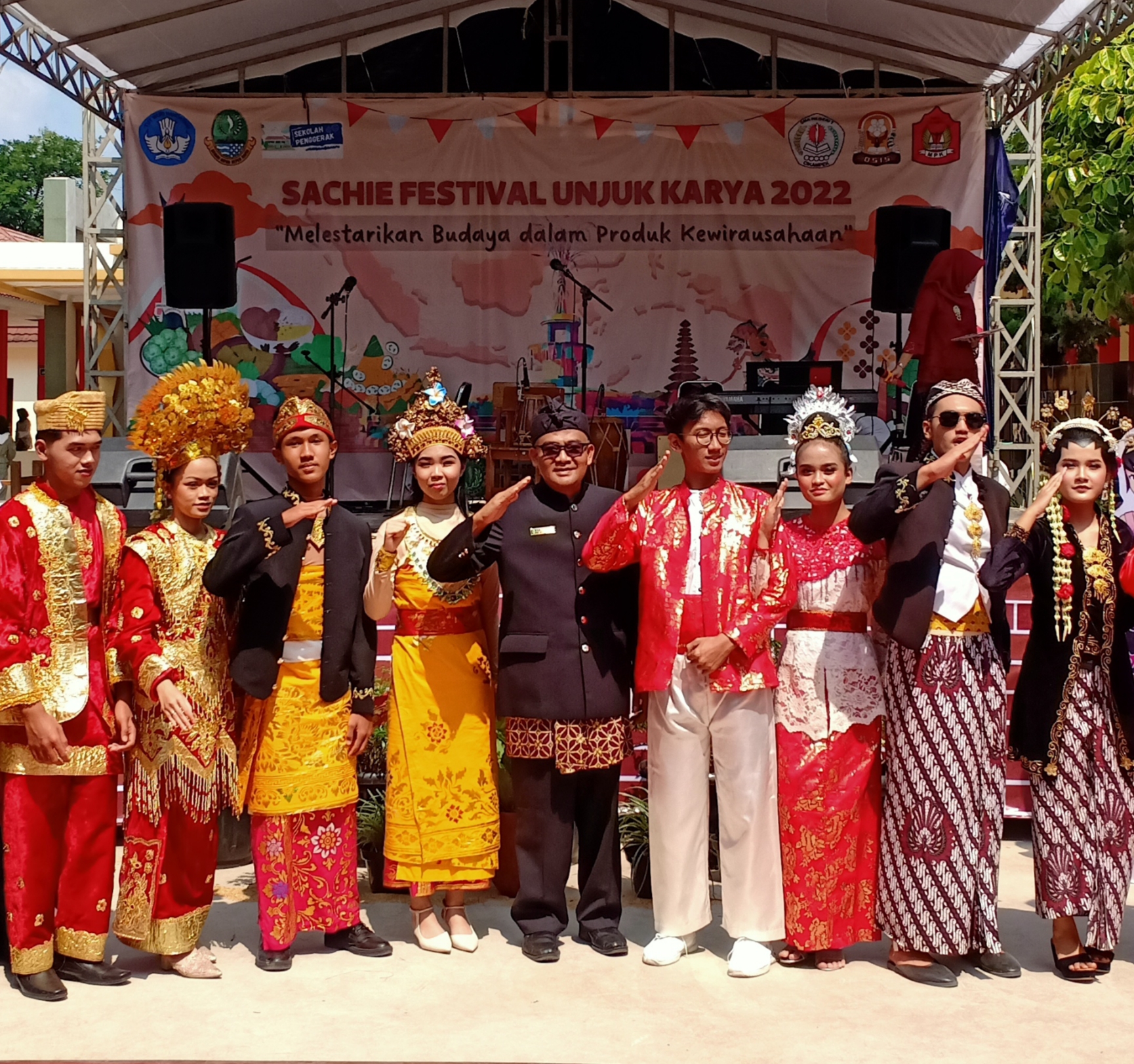 SMA Negeri 1 Cikampek (Sachie) dalam Rangkaian Kegiatan Unjuk Karya 2022