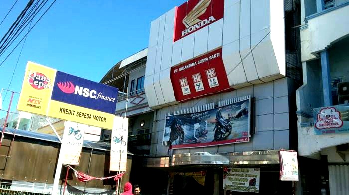 Buruknya Perusahaan NSC Finance Di Kabupaten Karawang, Merupakan Puncak Piramida Buruknya Di Seluruh Cabang Di Wilayah Indonesia