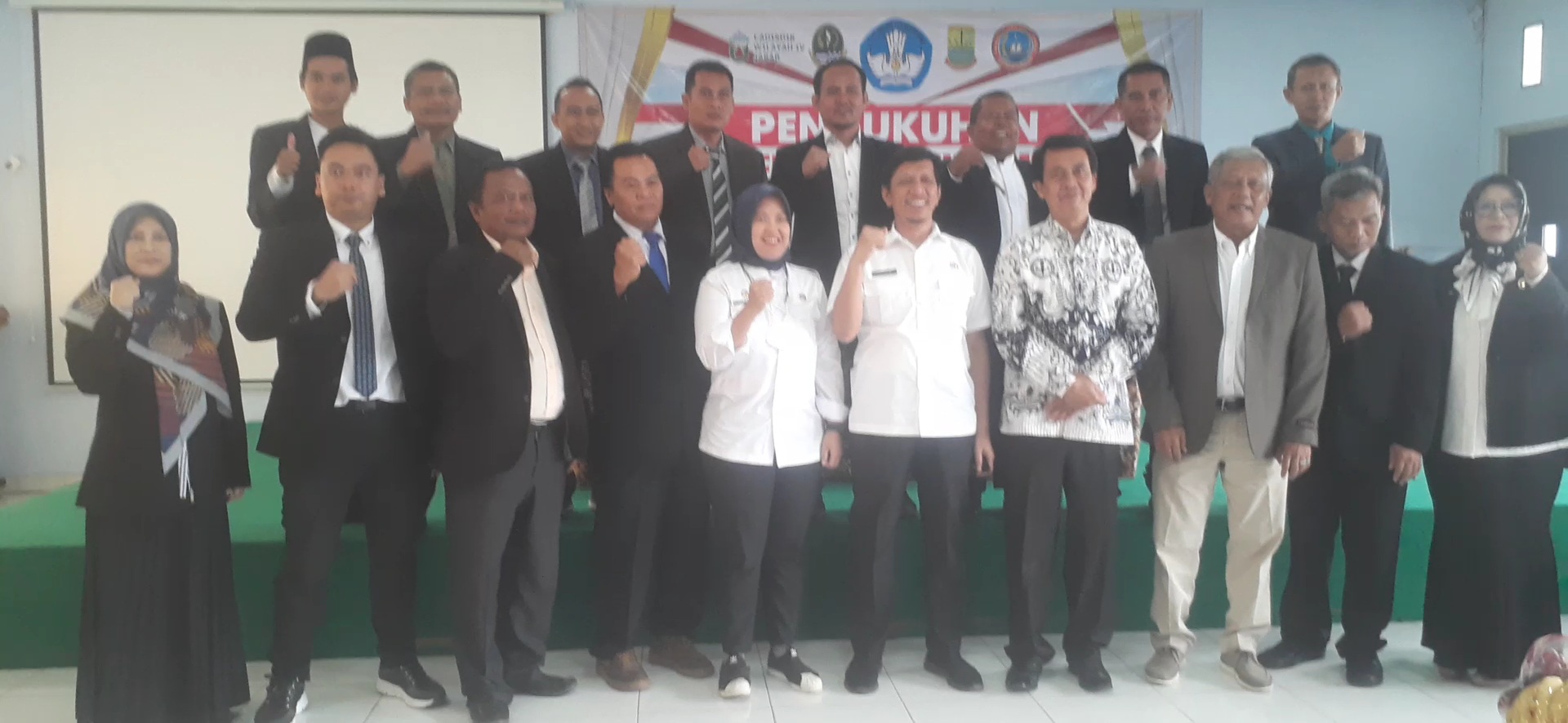 Pengukuhan Dan Pelantikan Ketua Dan Pengurus MKKS SMK Kabupaten Karawang Periode 2022 – 2025