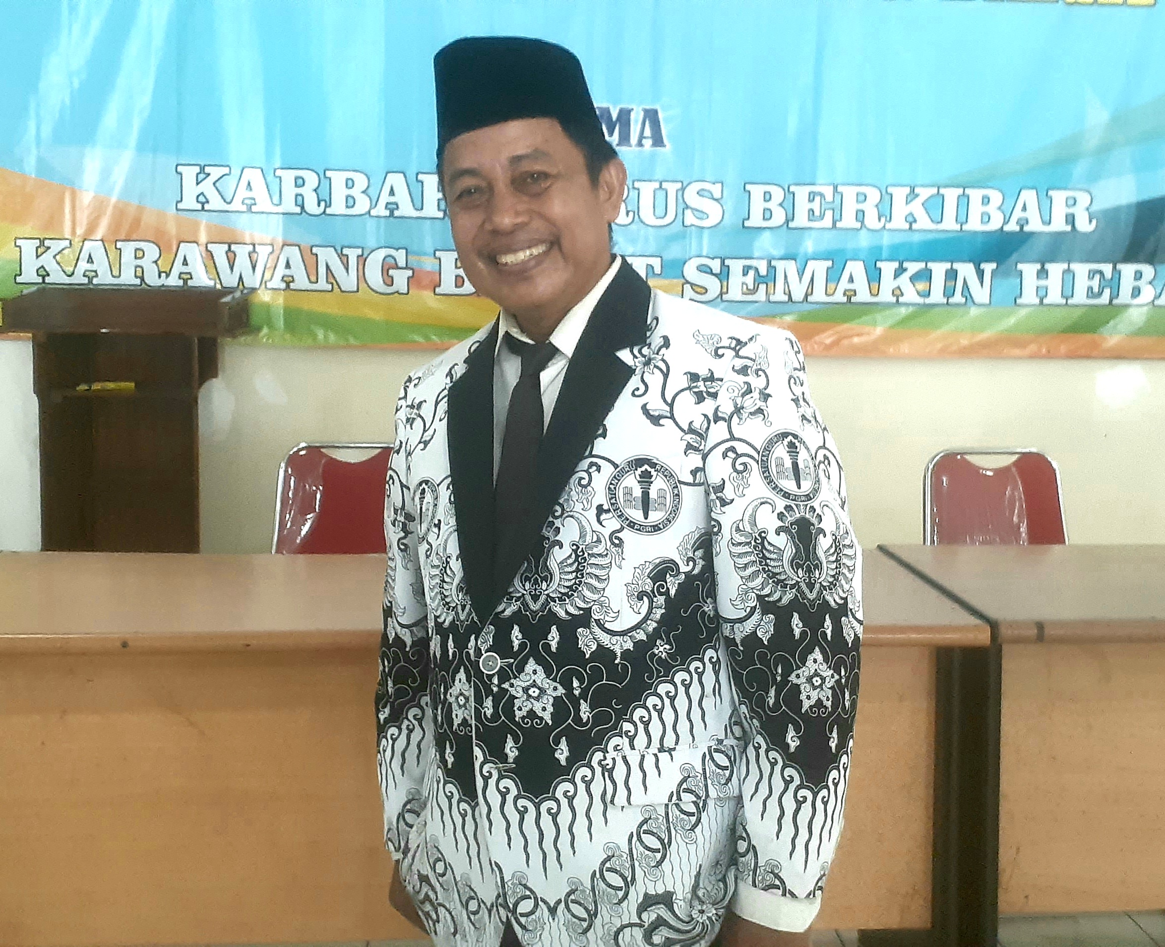 Konfercab PGRI Cabang Kecamatan Karawang Barat, Asep Suryana S.Pd Terpilih Jadi Ketua