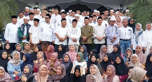 Tebar Beribu Kebaikan Ketum PKB Gus Muhaimin Dalam Acara Tali Asih Ramadhan Santuni Ratusan Anak Yatim Di Karawang