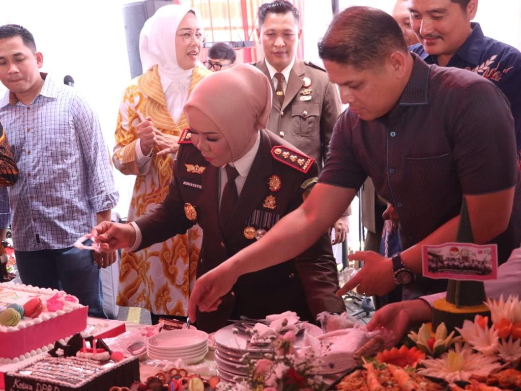 AKBP Edwar Zulkarnain Sampaikan Selamat Hari Adhyaksa Ke-63 Di Kejaksaan Negeri Purwakarta