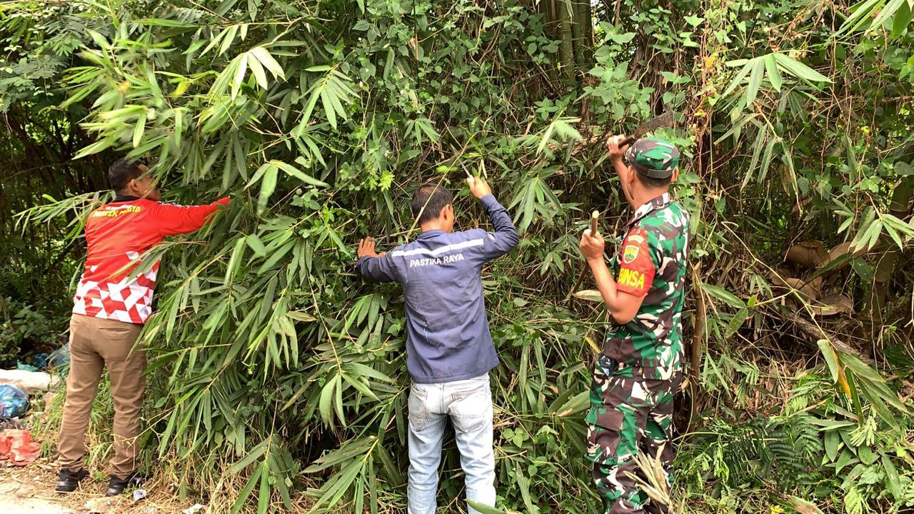 Ciptakan Lingkugan Besih Lapas Narkotika Kelas IIA Pematang Siantar Bersama Masyarakat Bergotong Royong