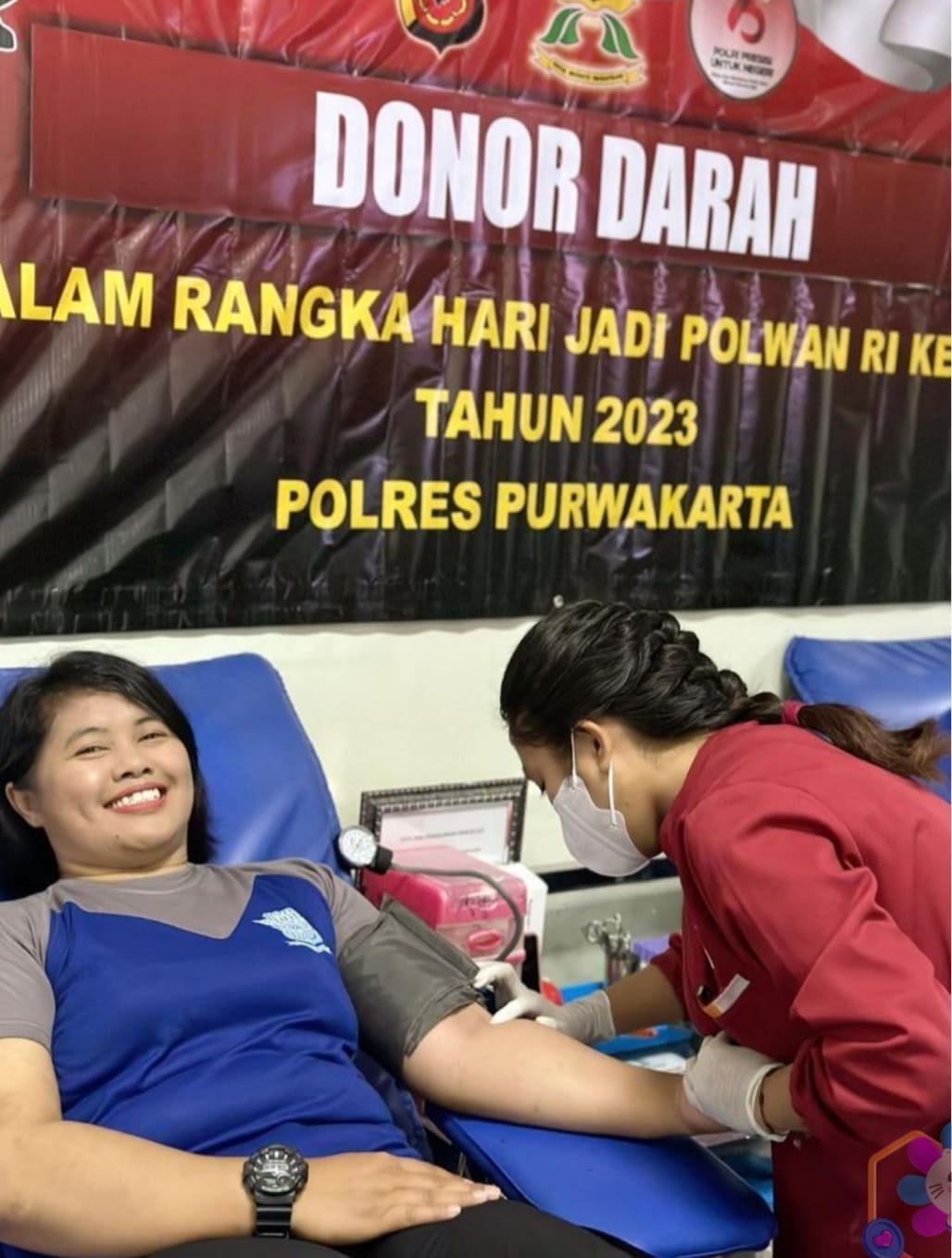 Dalam Rangka Menyambut Hari Jadi Polwan Ke-75, Para Polwan Cantik Gelar Bakti Sosial Donor Darah