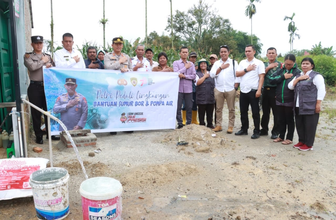 Polri Peduli Lingkungan, Kapolres Menyalurkan Bantuan Sumur Bor dan Pompa Air ke Masyarkat Simalungun