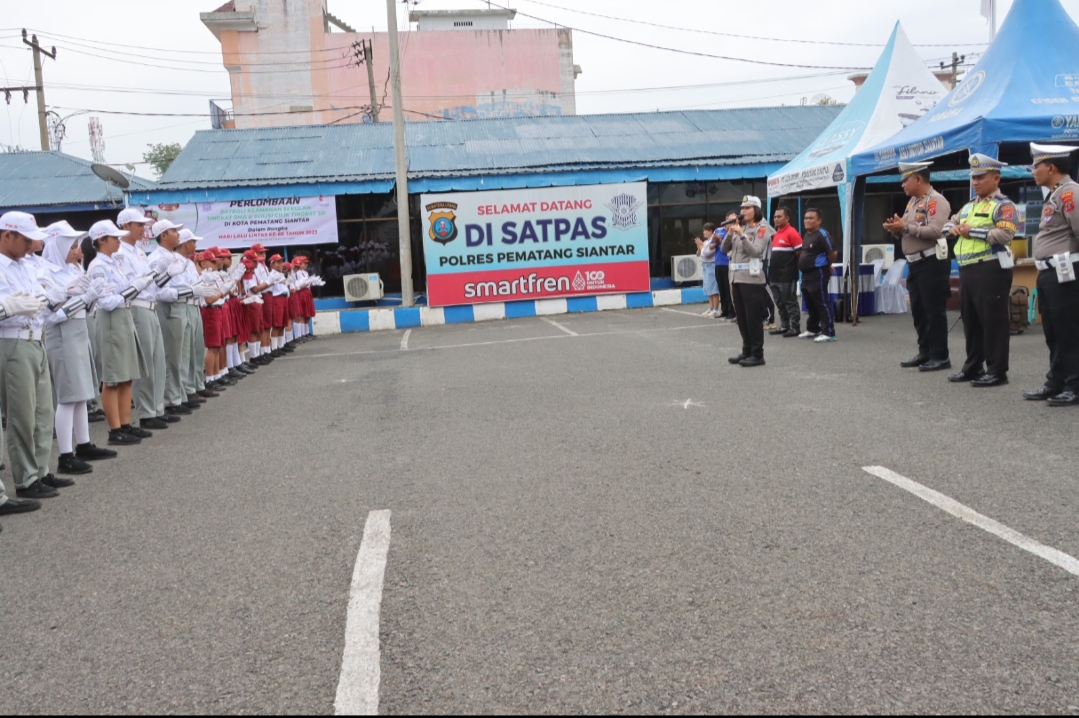 MERIAHKAN HUT LANTAS KE-68 POLRES PEMATANG SIANTAR ADAKAN PERLOMBAAN POCIL DAN PKS ANTAR SEKOLAH