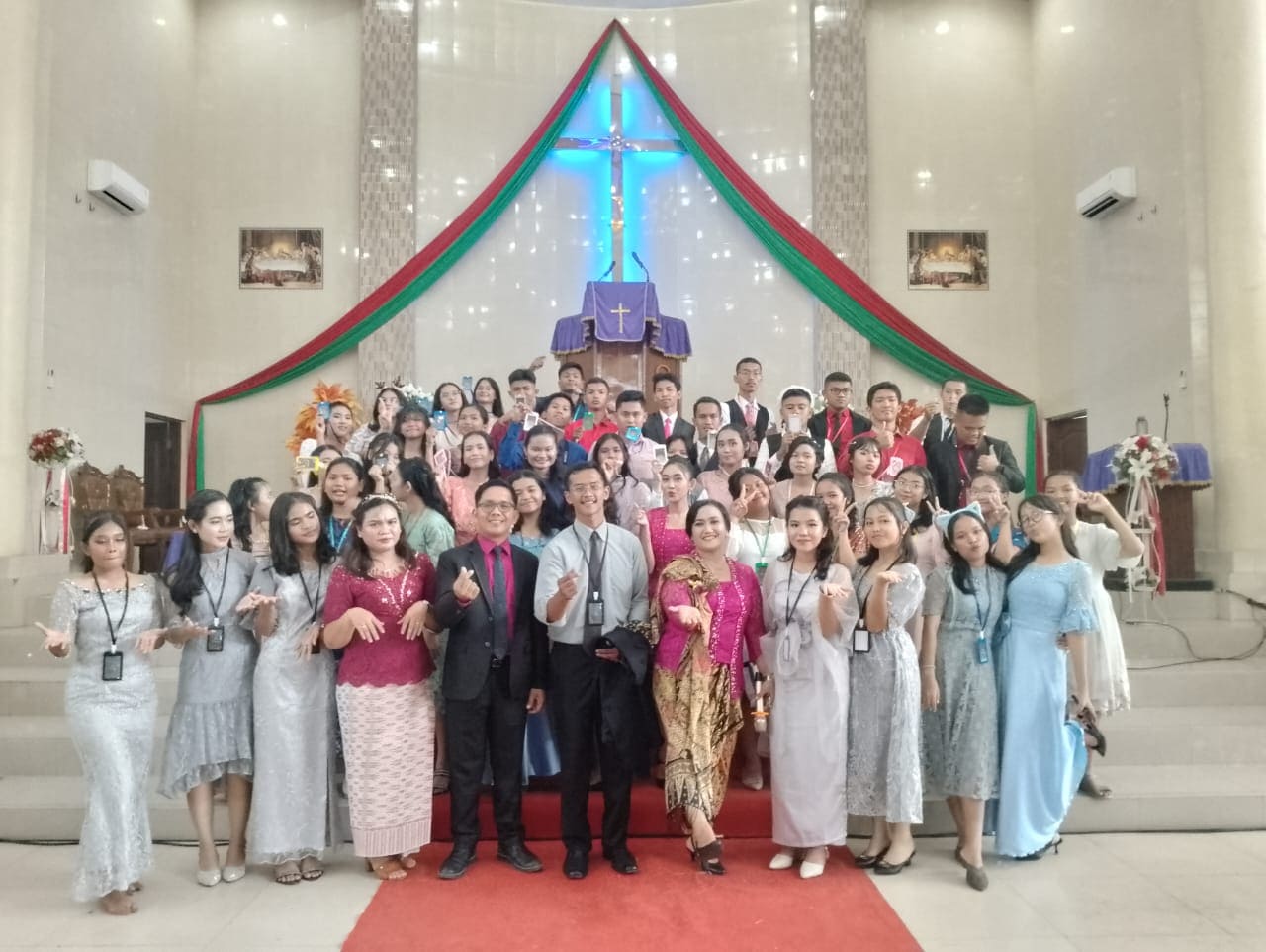 SMAN 2 Siantar Rayakan Perayaan Natal di Aula Gereja HKBP Kota