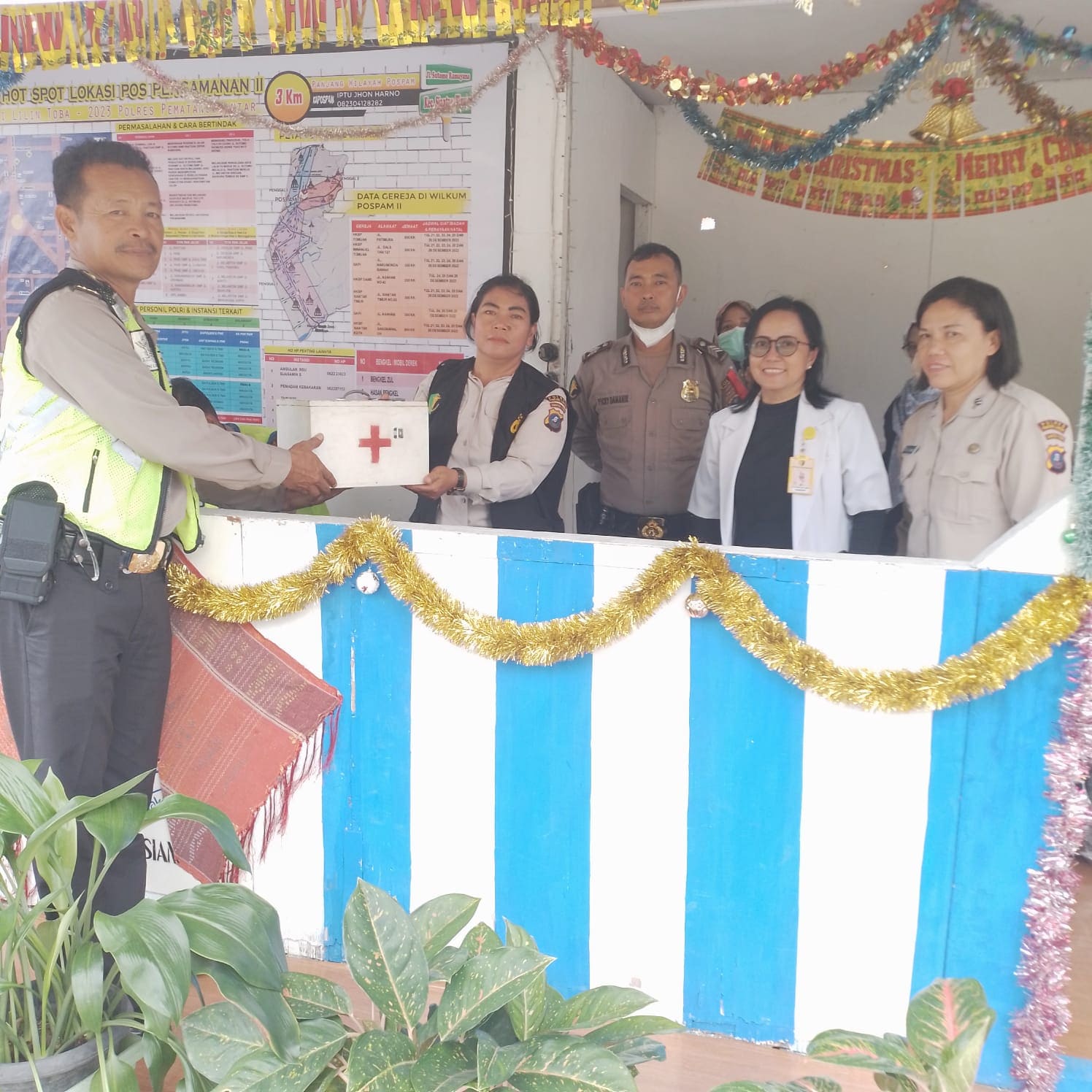 HARI PERTAMA DOKES POLRES PEMATANG SIANTAR CEK KESEHATAN PERSONIL POS PAM DAN POS YAN OPS LILIN TOBA 2023