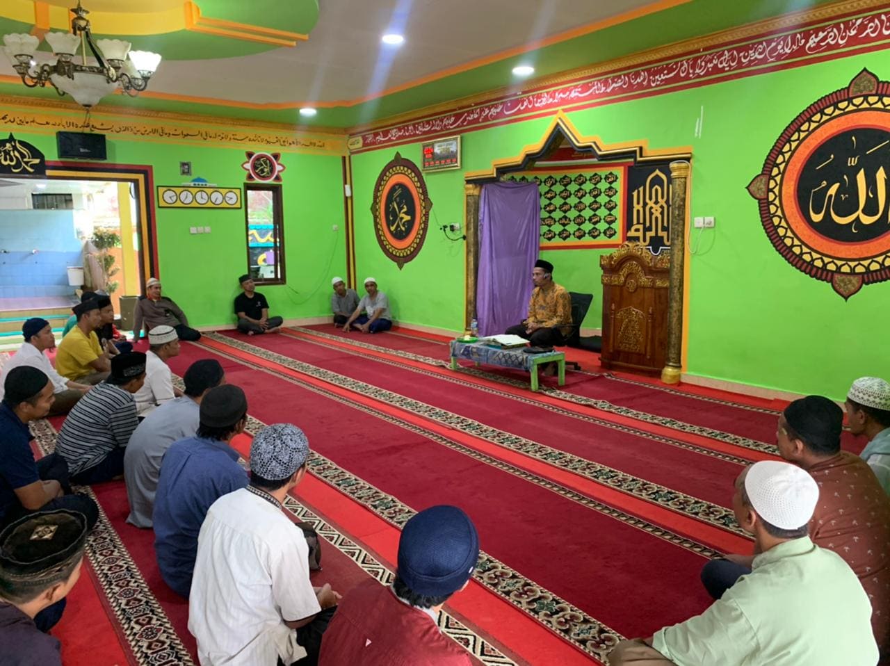 NARAPIDANA IKUTI TAUSYIAH DENGAN KHIDMAT DI LAPAS NARKOTIKA KELAS IIA PEMATANGSIANTAR