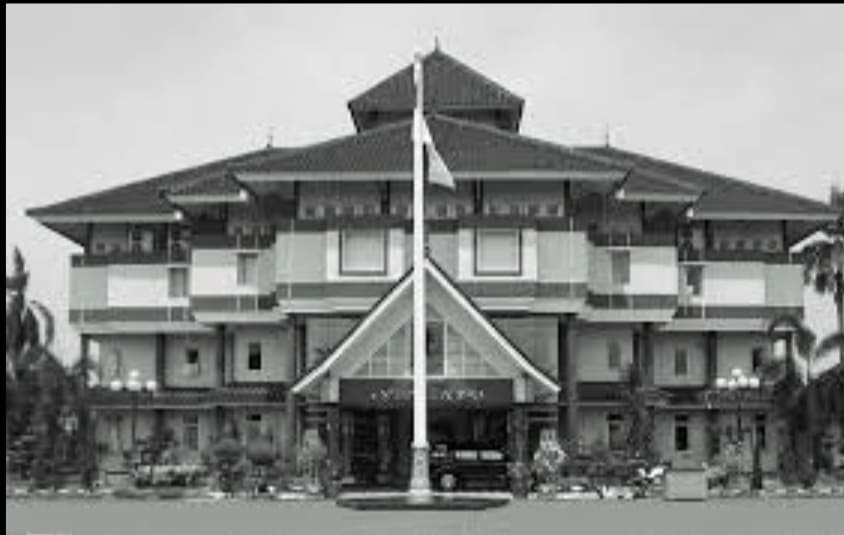 Perda Karawang No.17 Thn.2023 Ada Penghilangan Pasal “Kedaluwarsa Penagihan Pajak Dan Retribusi” Bertentangan Dengan UU No.12 Tahun 2011