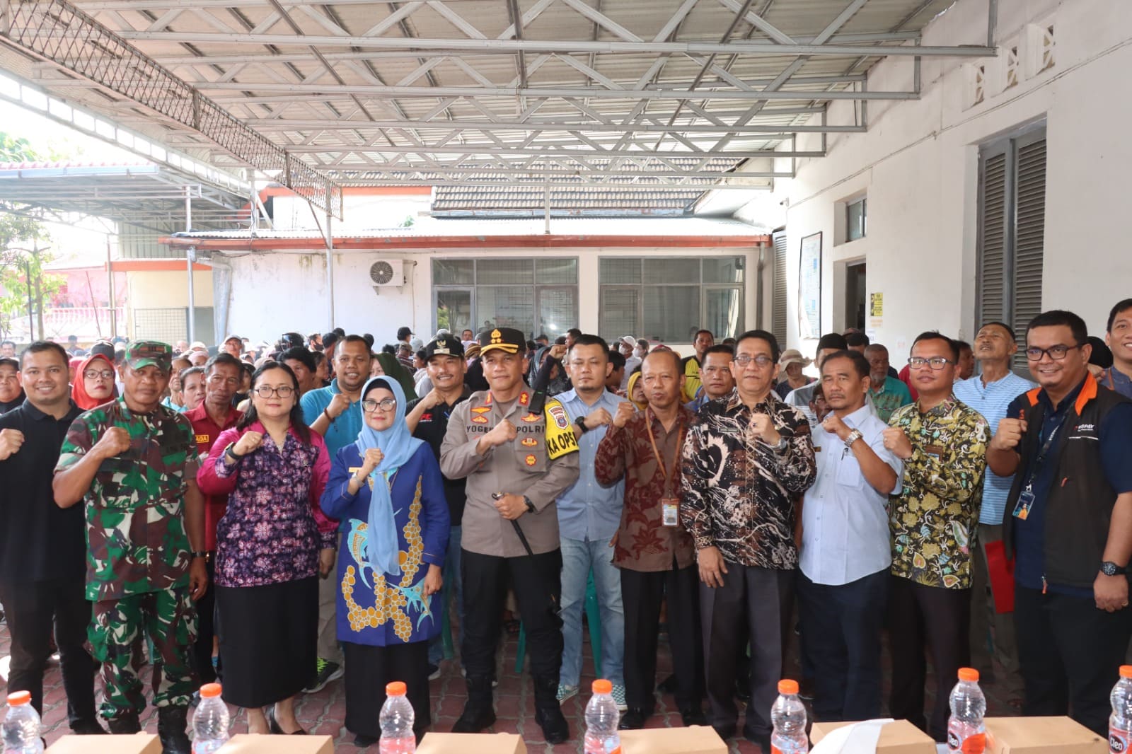 Walikota Pematangsiantar Dr. Susanti Dewayani, SP.A., Hadiri penyerahan Beras Bantuan Pangan Nasional Kepada Warga
