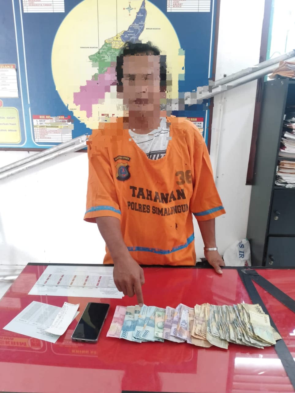 Sat Reskrim Polsek Tanah Jawa Amankan Seorang Pengepul Judi Tebak Angka