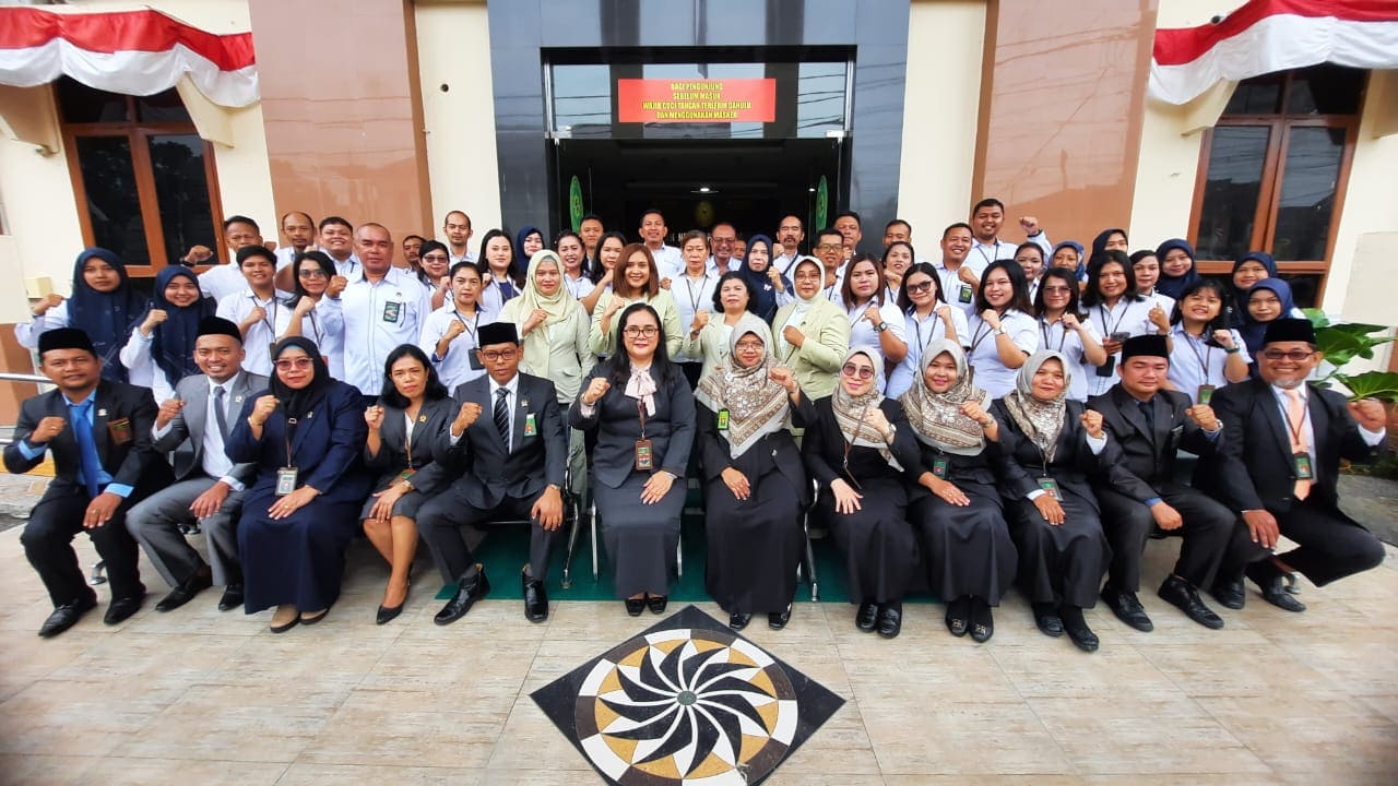 Pengadilan Negeri Kota Pematangsiantar Berkabolarasi Bersama Pengadilan Negeri Agama Kota Pematangsiantar Rayakan Ulang Tahun “HUT KE-79 Mahkamah Agung RI Tahun 2024.