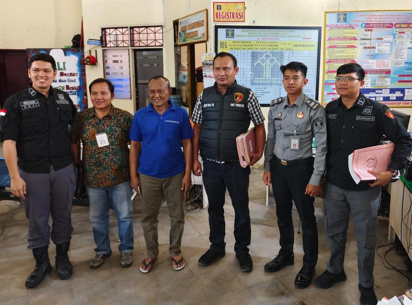 Polres Simalungun Serahkan Tersangka Korupsi Dana Desa Purwodadi ke Kejari, Kerugian Negara Capai Rp. 337 Juta.