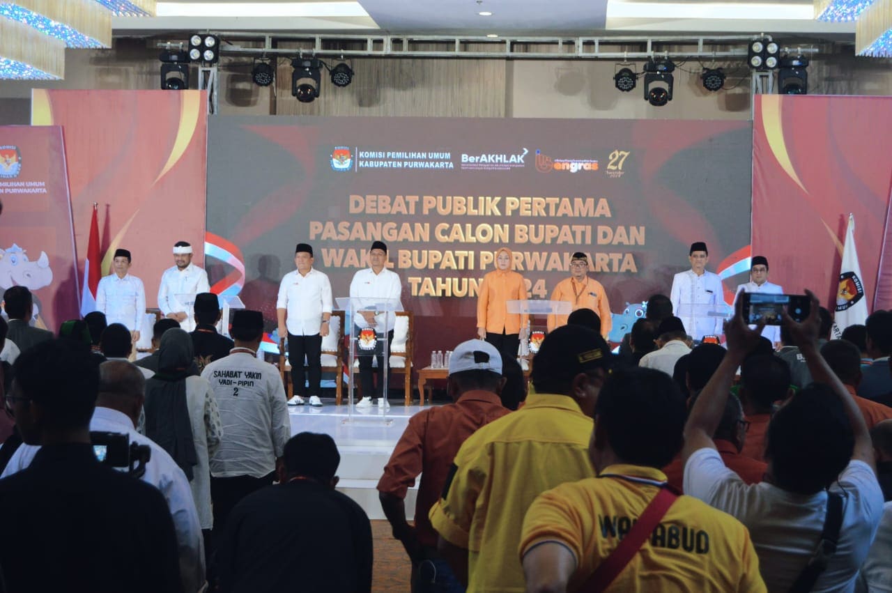 Kuasai Pangggung,*Debat Perdana Pilkada Purwakarta Milik Anne Ratna Mustika”