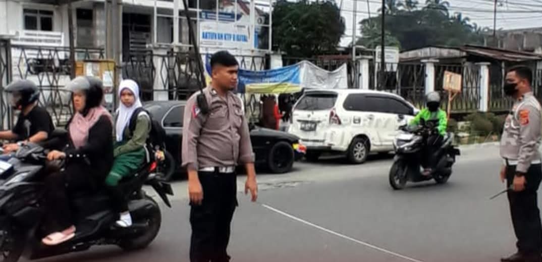 Kejadian Laka Lantas di Jalan Melanthon Siregar, Sat Lantas Polres Pematangsiantar Olah TKPÂ Â