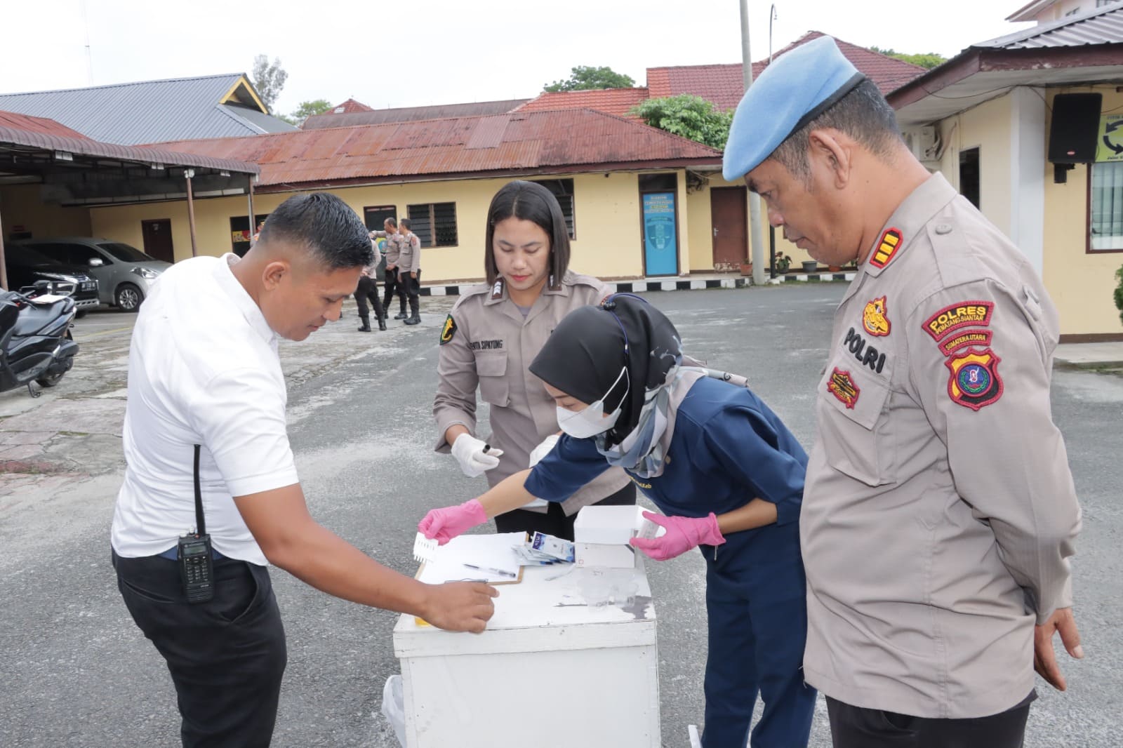 Sebanyak 26 Personel Satnarkoba Polres Pematangsiantar Lakukan Tes Urine dan Hasilnya Negatif