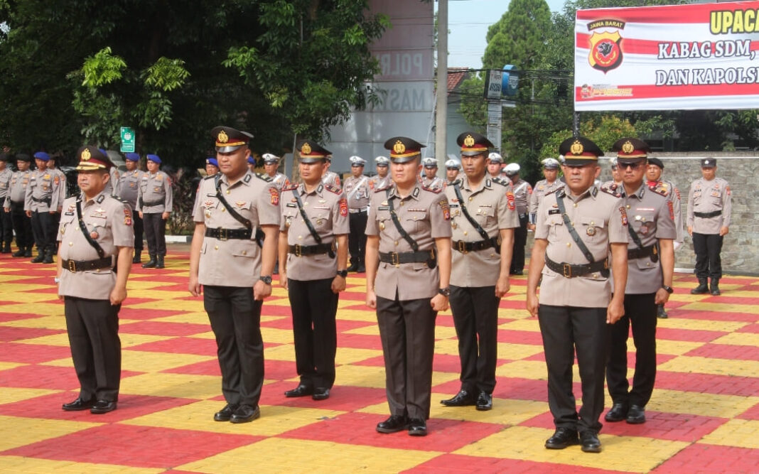 Polres Purwakarta Gelar Sertijab Sejumlah Pejabat Utama dan Kapolsek