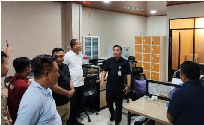 Sidak Awal 2026, Bupati Karawang Minta Dinas Rawat Fasilitas Tanpa Bergantung Pengadaan