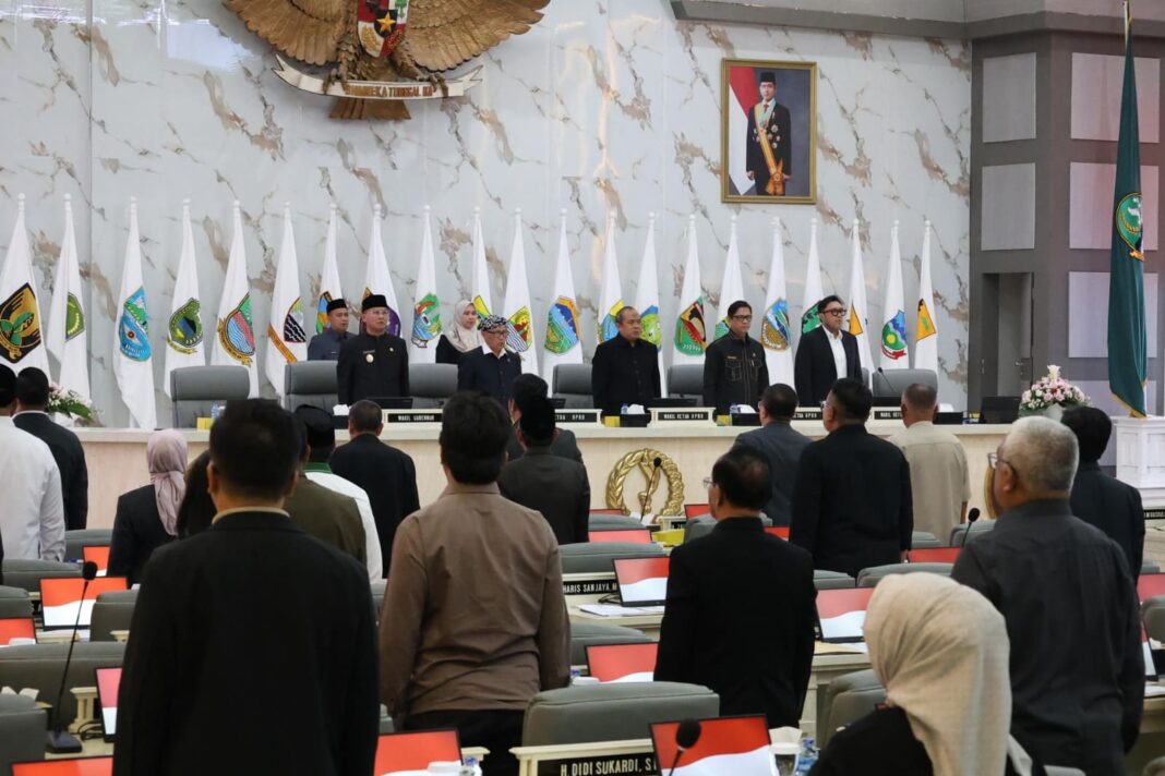 DPRD Jabar Resmi Tutup Masa Sidang I 2025–2026