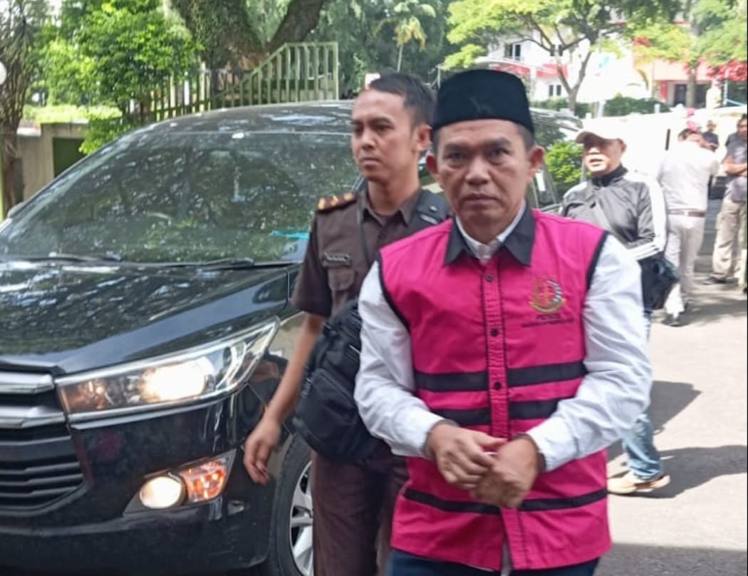 Pejabat Disdik Jabar Dituntut Dua Tahun Penjara dalam Kasus SMKN 1 Cijeungjing