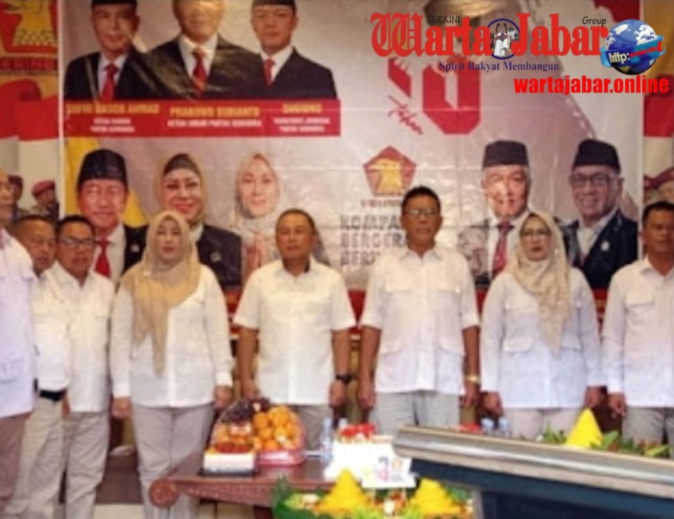 Gerindra Kuningan Rayakan HUT ke-18 dengan Aksi Bersih Lingkungan