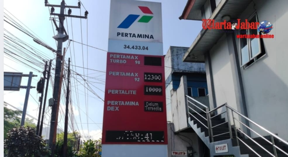 Puluhan jerigen Pertalite Diborong di SPBU Pelabuhanratu, Polisi Amankan Dua Mobil Losbak