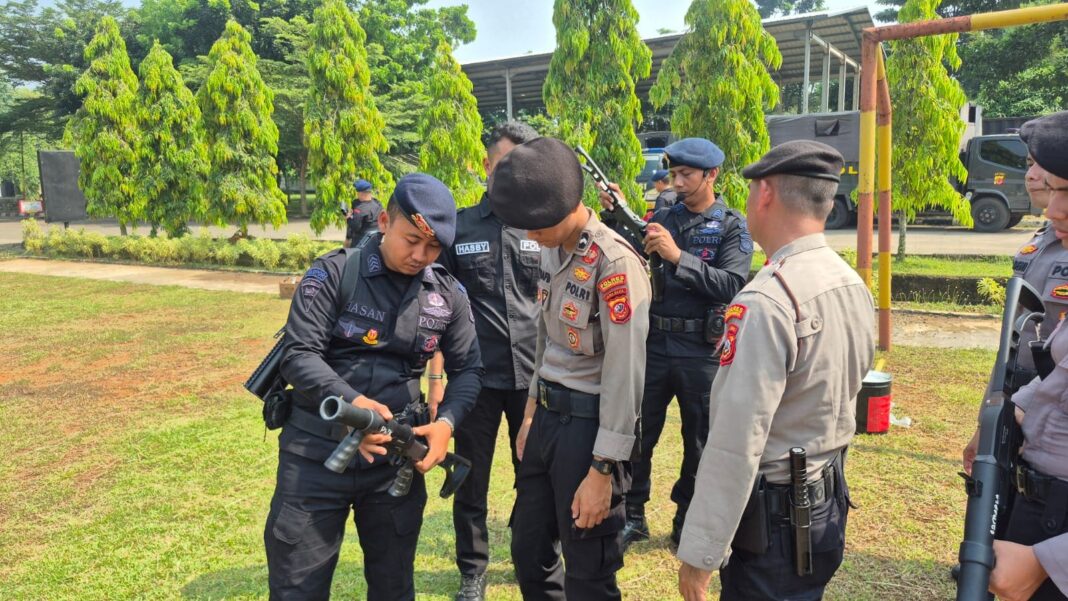 Asah Kemampuan Taktis, Personel Polres Purwakarta Ditempa Profesional dan Siap Amankan Situasi