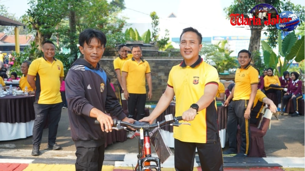 Sepeda Jadi Doorprize Utama, Semarak Olahraga Bersama Meriahkan Hari Bhayangkara ke-80 di Polres Purwakarta