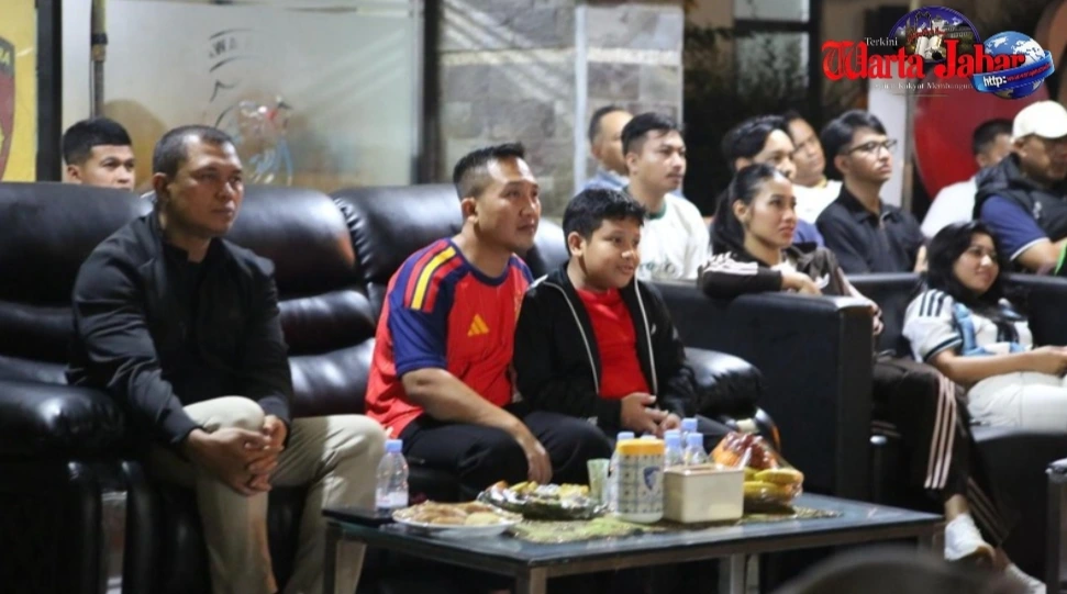 Polres Purwakarta Gelar Nobar Final Piala Dunia 2026, Perkuat Kedekatan Polri dan Masyarakat Lewat “Bola Gembira”