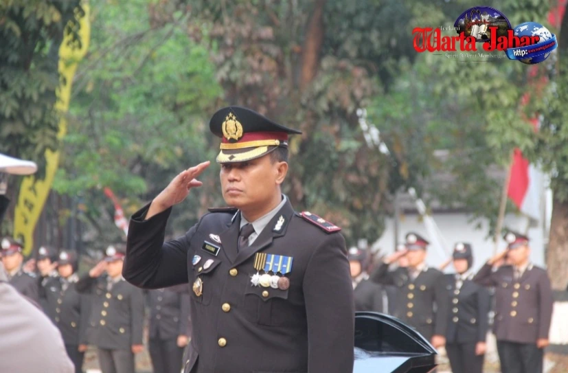 Khidmat HUT ke-81 RI, Wakapolres Purwakarta Pimpin Upacara dan Bacakan Amanat Kapolda Jabar